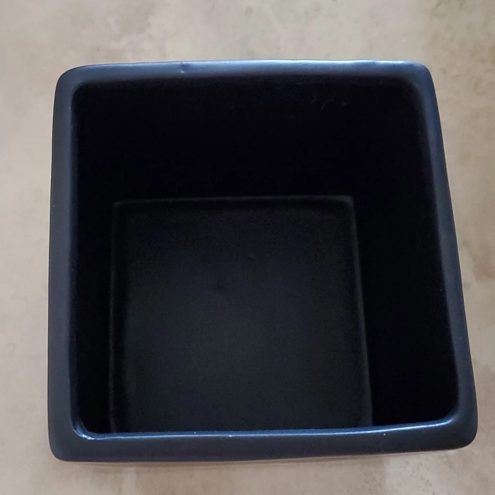 Black Rectangle Vase nwot